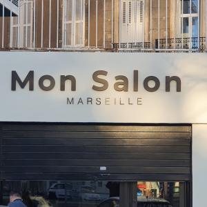 Photos de Mon salon a marseille soumises par les membres 