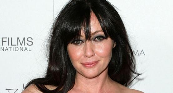 Shannen Doherty rase ses cheveux